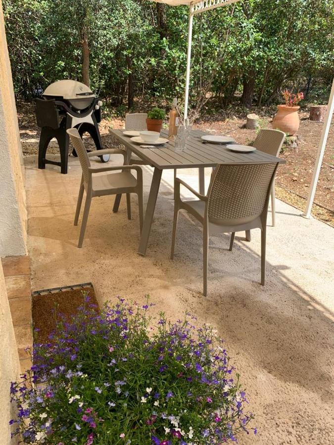 Le Petit Chene Villa Le Castellet  Luaran gambar